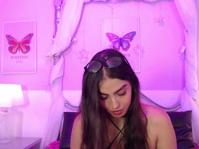 KarolayRose live webcam show