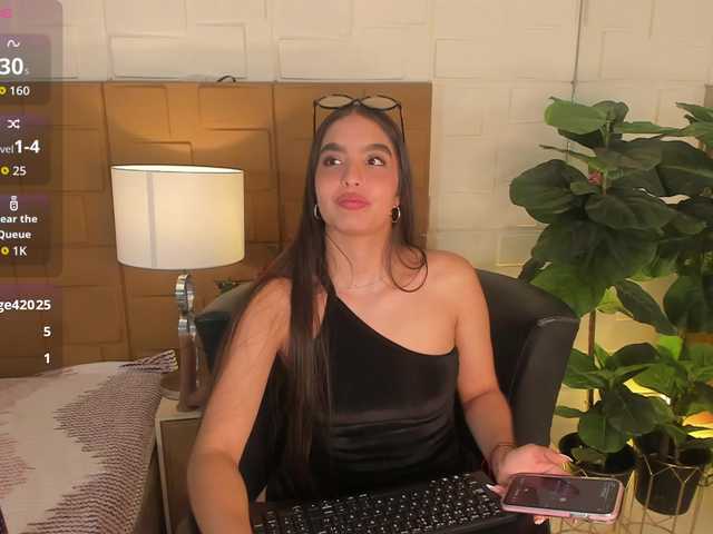 KarolayRose live cam on BongaCams