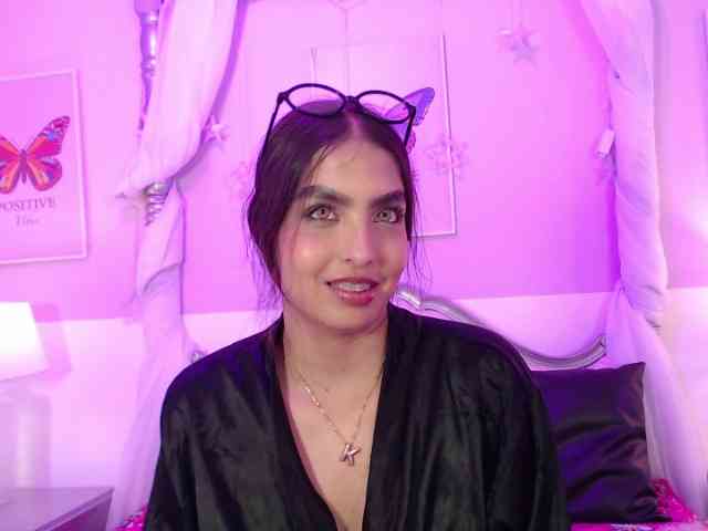 KarolayRose webcam