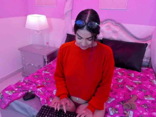 KarolayRose webcam