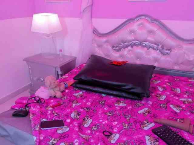 KarolayRose webcam