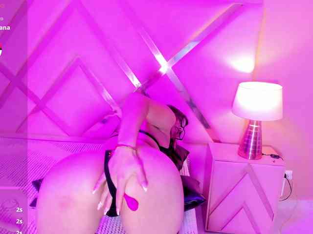 KarolayRose webcam