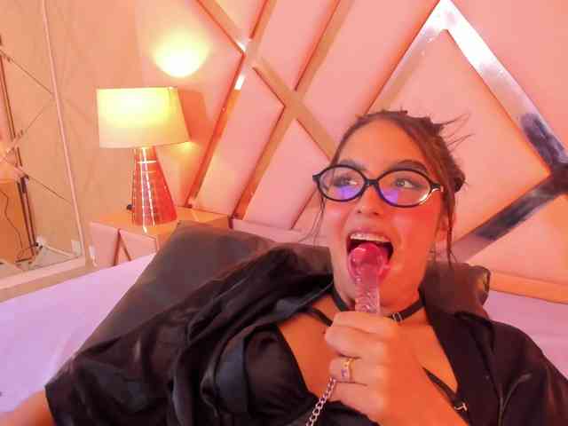 KarolayRose webcam