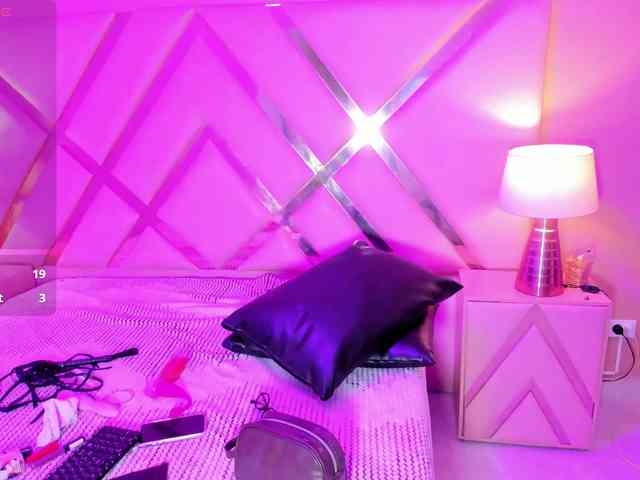 KarolayRose webcam