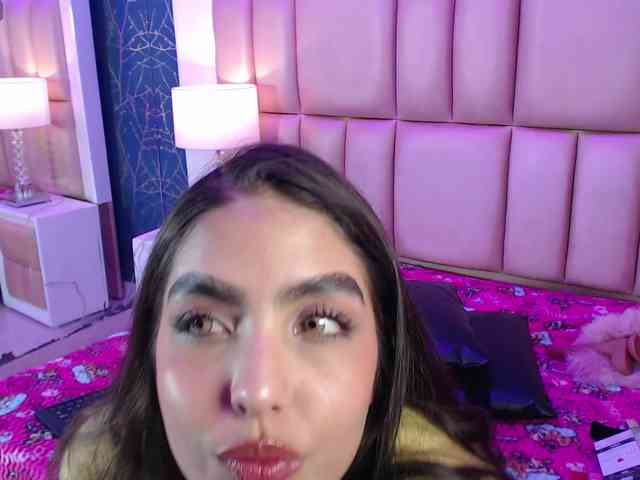 KarolayRose webcam