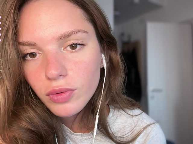 heybeautygirls1 live cam on BongaCams