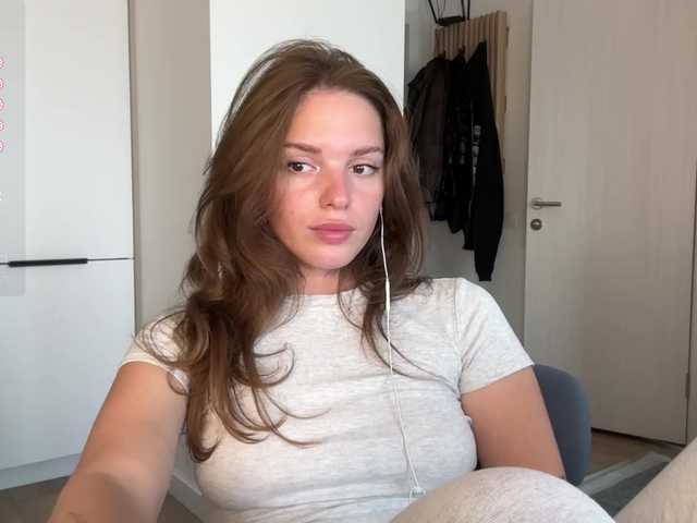 heybeautygirls1 live cam on BongaCams