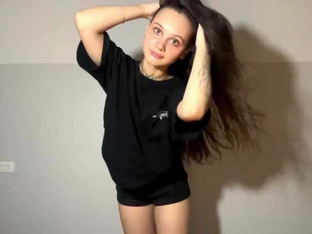 GertudeLagman live webcam show