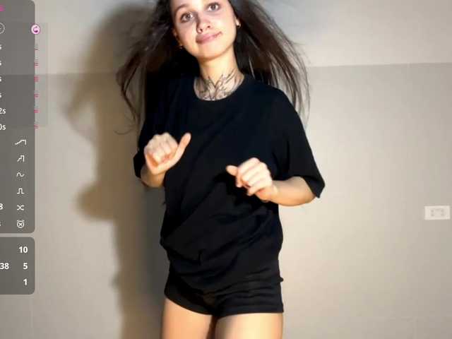 GertudeLagman live webcam show