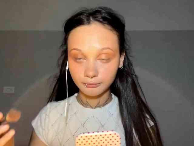 GertudeLagman webcam