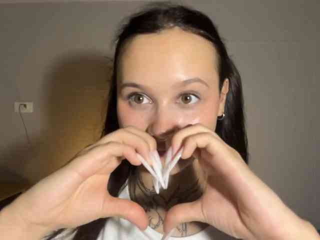 GertudeLagman webcam