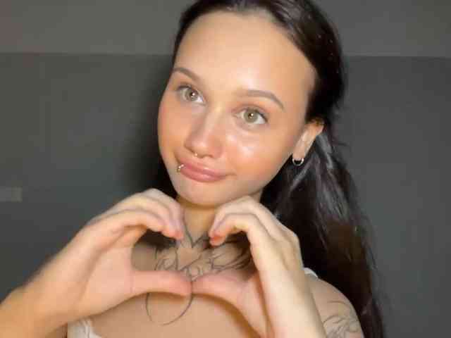 GertudeLagman Sex Cam Show
