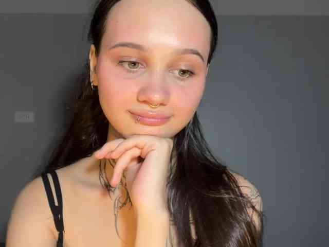 GertudeLagman webcam