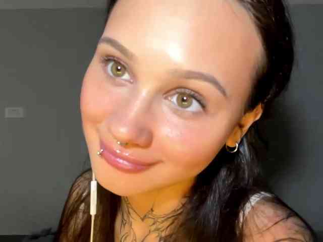 GertudeLagman webcam