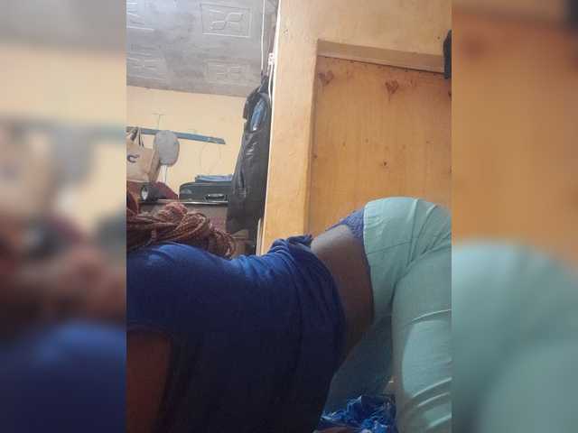 Sonia-Liv live cam on BongaCams