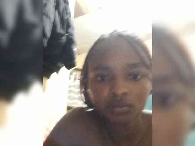 Sonia-Liv webcam