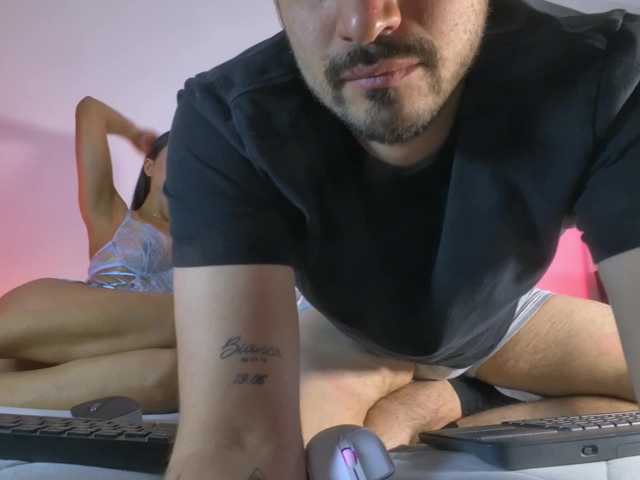 SaraRoss live cam on BongaCams