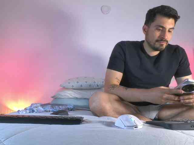 SaraRoss webcam