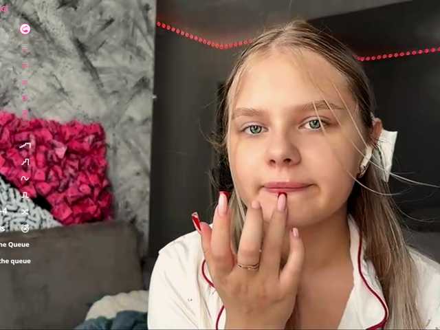 LakeshiaBuesing live cam on BongaCams