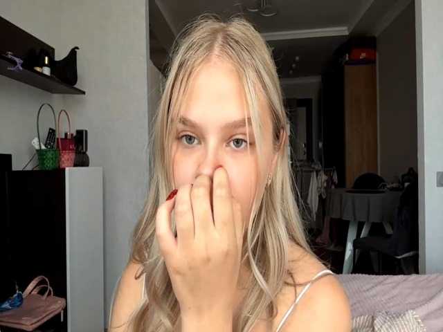 LakeshiaBuesing live webcam show