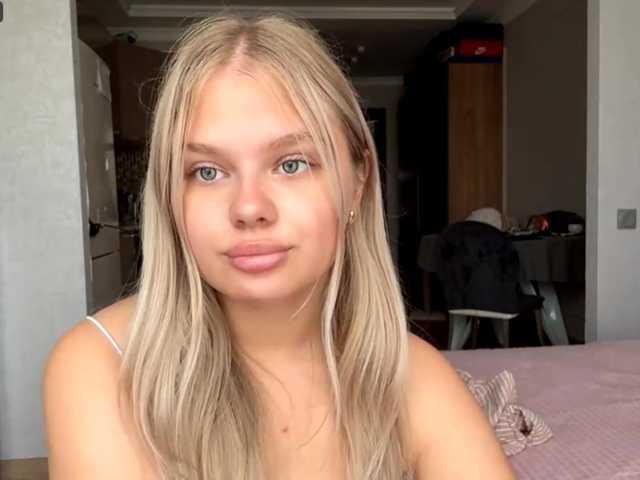 LakeshiaBuesing live webcam show