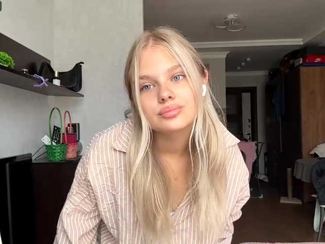 LakeshiaBuesing live webcam show