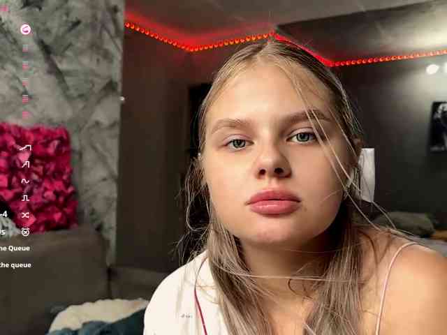 LakeshiaBuesing Sex Cam Show
