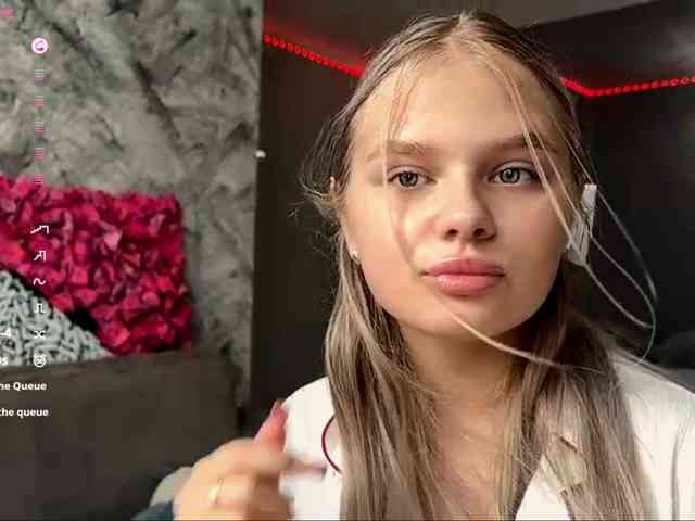 LakeshiaBuesing Sex Cam Show