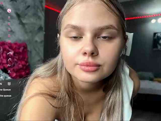 LakeshiaBuesing Sex Cam Show