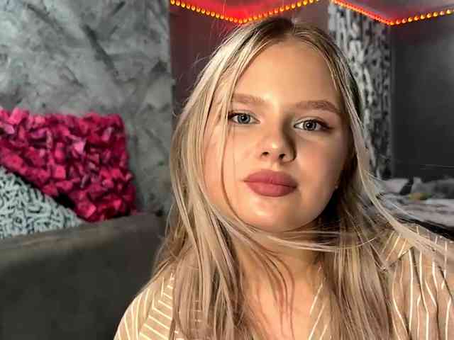 LakeshiaBuesing Sex Cam Show