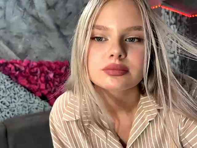 LakeshiaBuesing Sex Cam Show