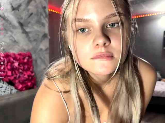 LakeshiaBuesing Sex Cam Show