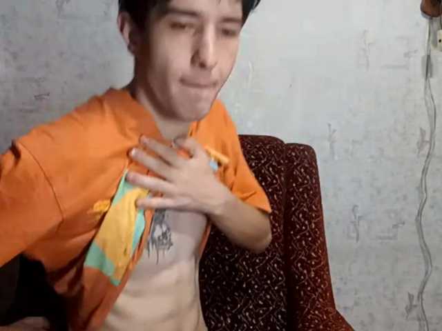 Tarantylini live webcam show