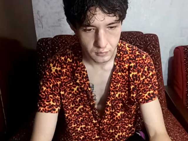 Tarantylini live webcam show