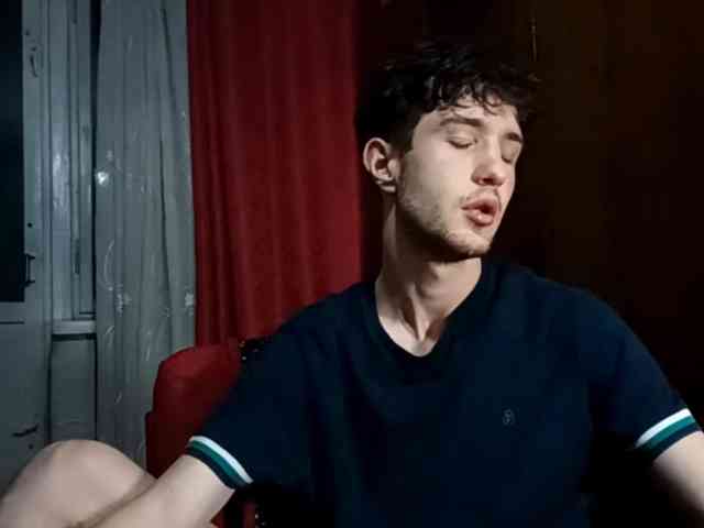 Tarantylini Sex Cam Show