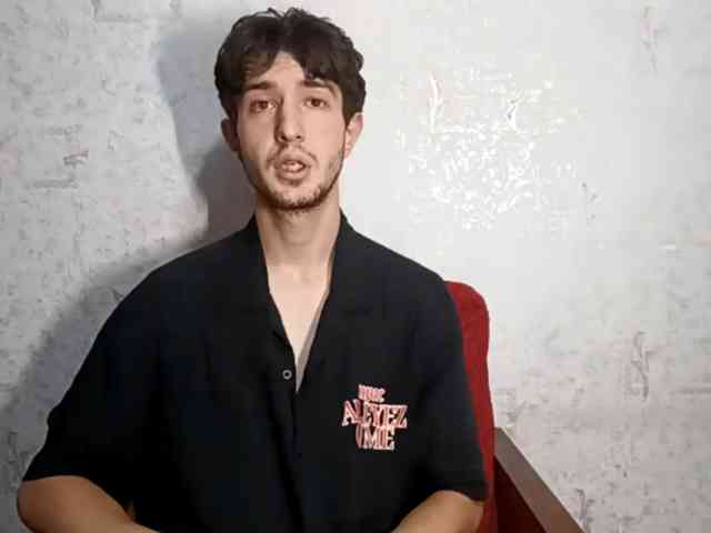 Tarantylini Sex Cam Show