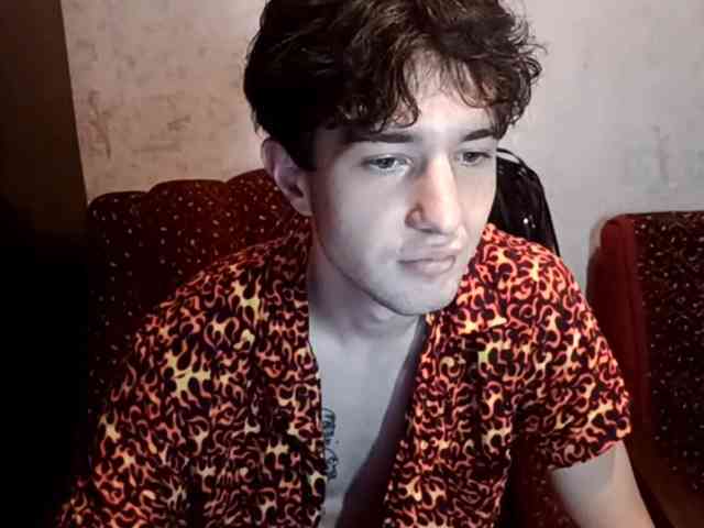 Tarantylini Live Webcam on BongaCams