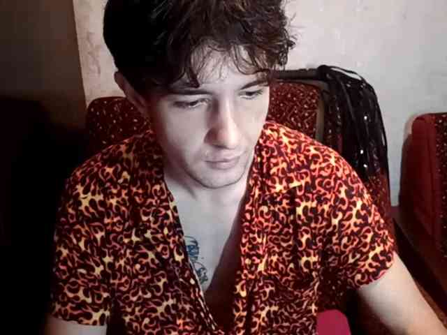 Tarantylini Live Webcam on BongaCams