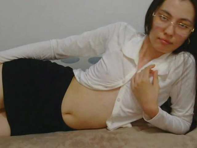 DarcyRojos live cam on BongaCams