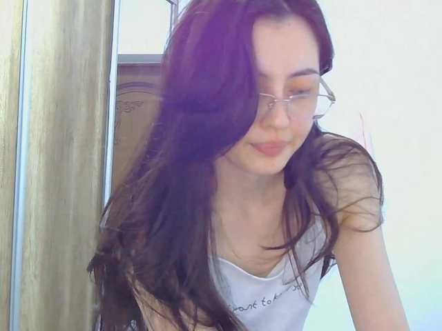 DarcyRojos live cam on BongaCams
