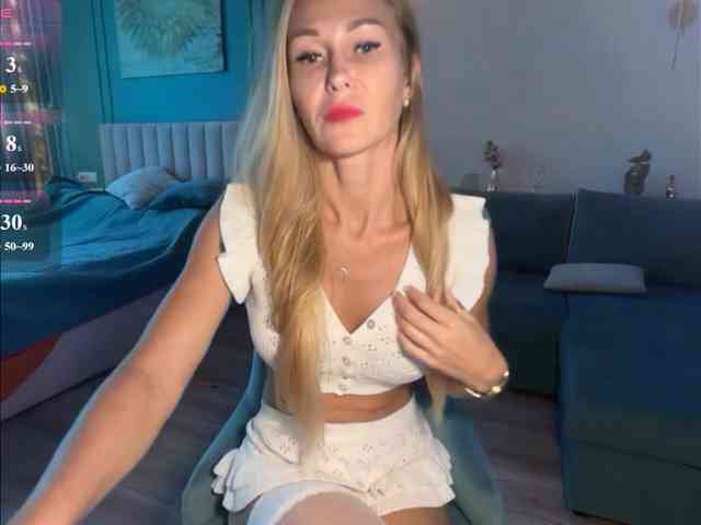 GloriaNoor Sex Cam Show
