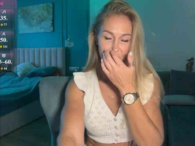 GloriaNoor Sex Cam Show