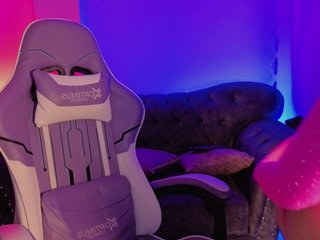 Amara-Rosee Porn Show