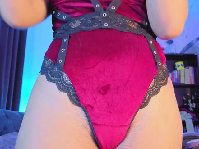 Amara-Rosee live cam on BongaCams