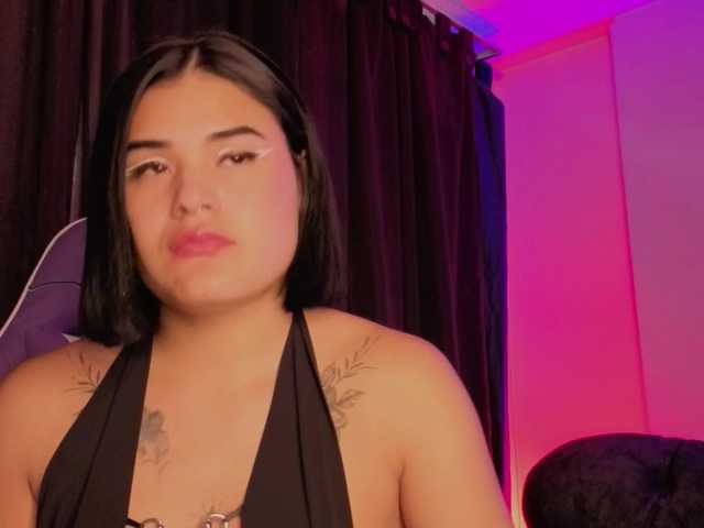 Amara-Rosee live cam on BongaCams