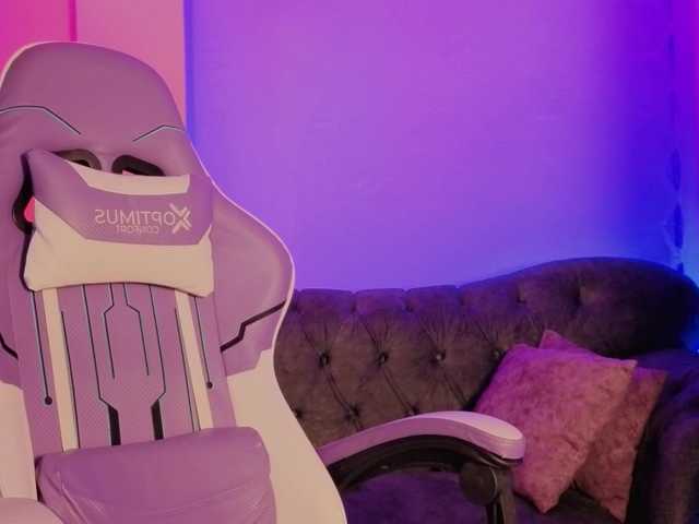 Amara-Rosee live cam on BongaCams