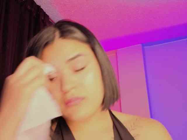 Amara-Rosee webcam