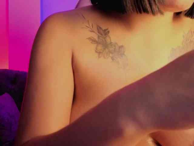 Amara-Rosee webcam