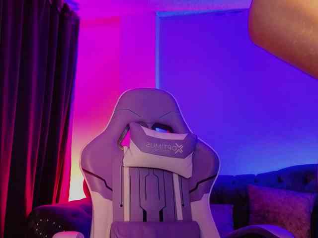 Amara-Rosee webcam