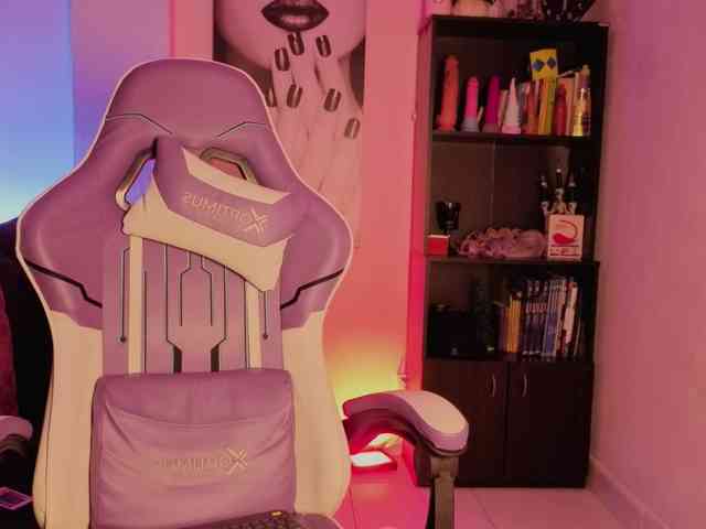Amara-Rosee webcam